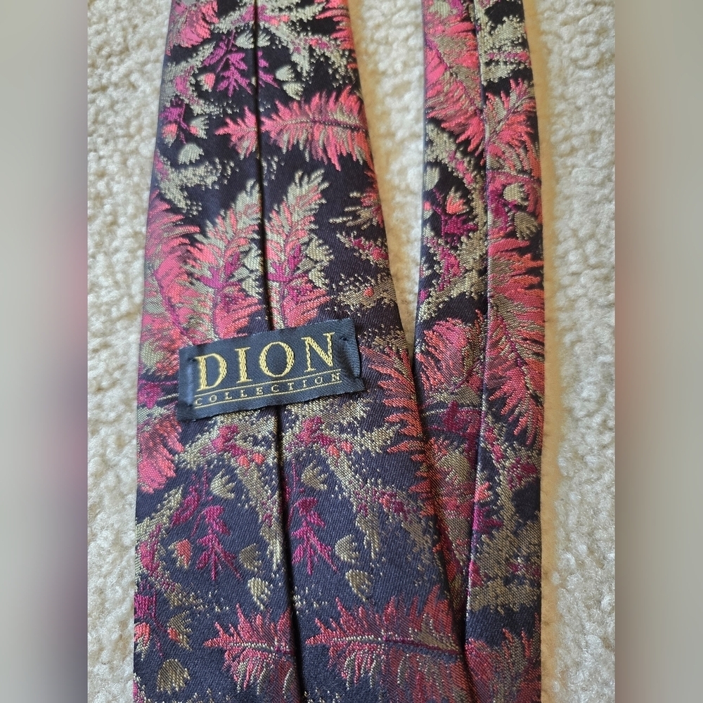 Dion Collection Silk Tie – Black Red Gold Leaf Pattern - Picture 5 of 5
